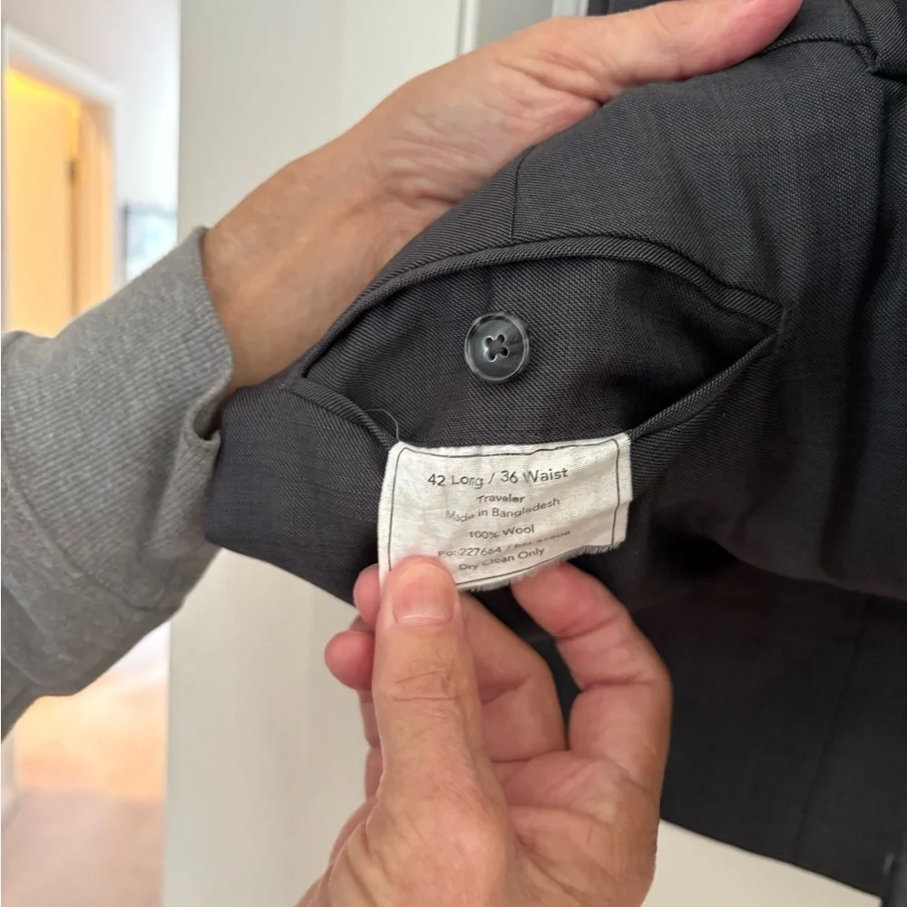 Jos. A. Bank Charcoal Men's Suit - Picture 8 of 8